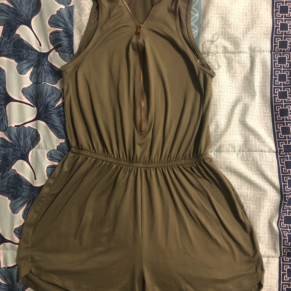 Small Clothes Bundle - image 3